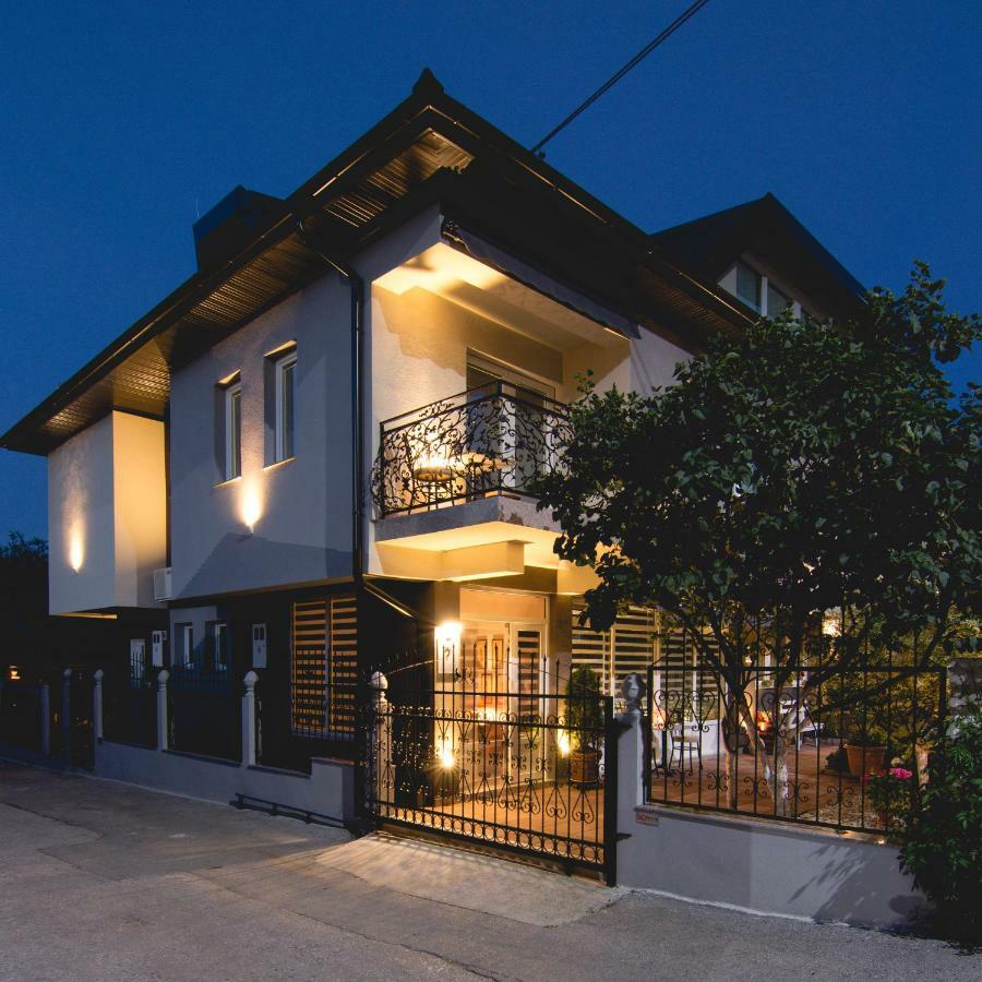 Apartments Vranas วิโซโค ภายนอก รูปภาพ